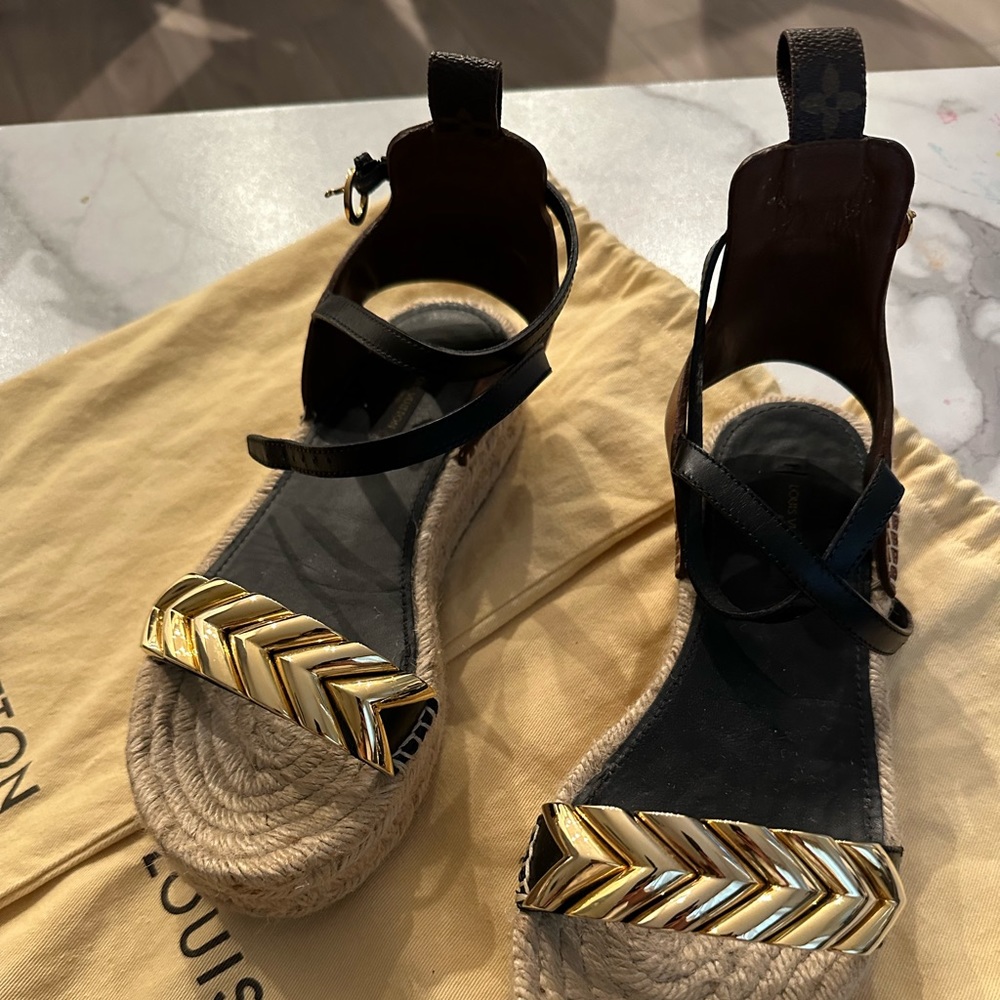 Louis Vuitton sandal
